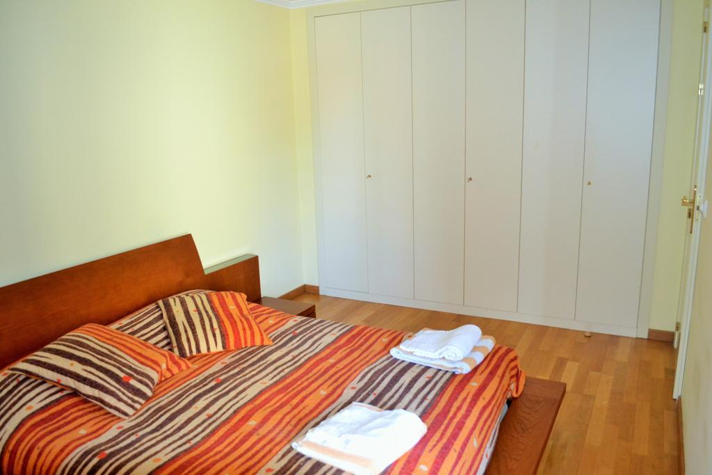 Apartamento Golf Resort تشارنكه الغرفة الصورة